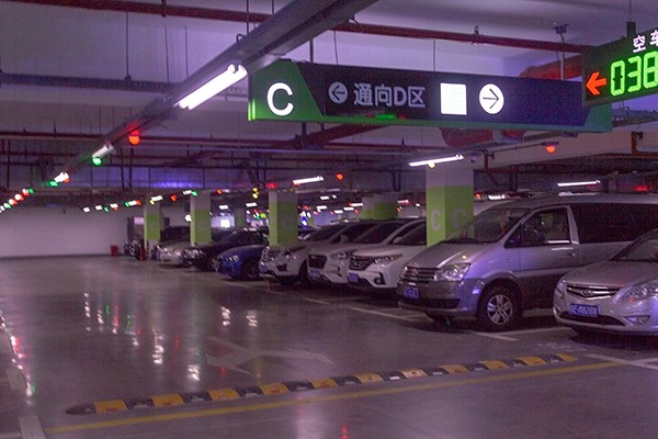 智能停車場為何火？